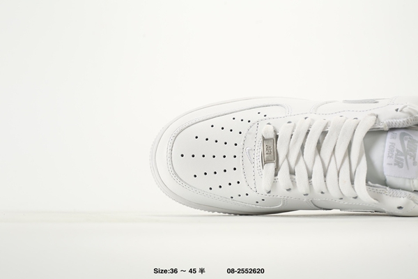 ナイキ靴細部ディテール